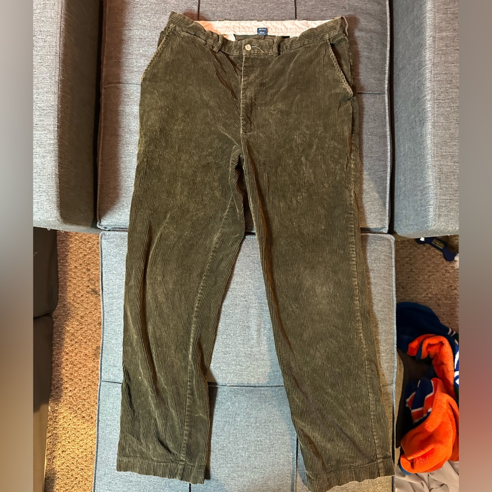 Vintage Wide-Leg Corduroy Pants – Olive Green